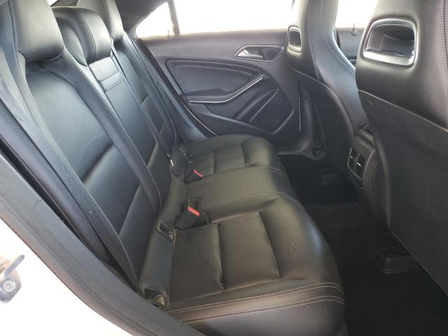 Photo 10 from auction – 2019 MERCEDES-BENZ CLA 250 with VIN WDDSJ4EB9KN739211
