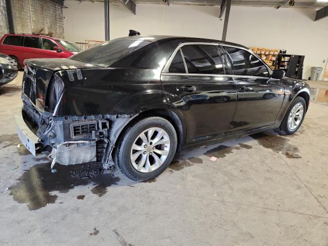 Photo 3 from auction – 2015 CHRYSLER 300 LIMITE with VIN 2C3CCAAG4FH756008