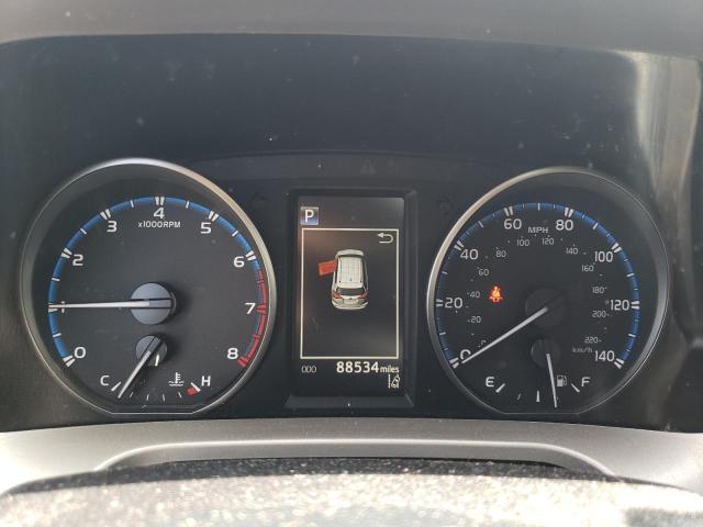 Photo 9 from auction – 2018 TOYOTA RAV4 LE with VIN JTMBFREV0JJ235896