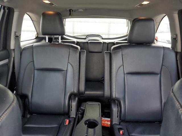 Photo 10 from auction – 2017 TOYOTA HIGHLANDER with VIN 5TDJZRFH4HS389729