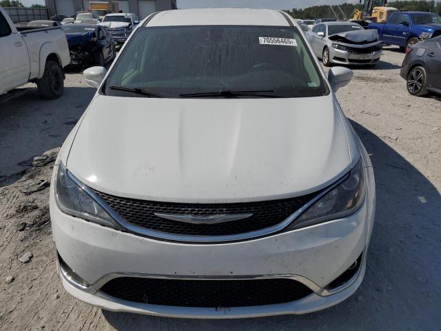 Photo 5 from auction – 2018 CHRYSLER PACIFICA TOURING PLUS with VIN 2C4RC1FG1JR212177