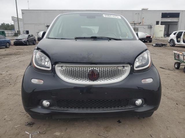 Photo 5 from auction – 2017 SMART FORTWO with VIN WMEFJ9BA1HK236644