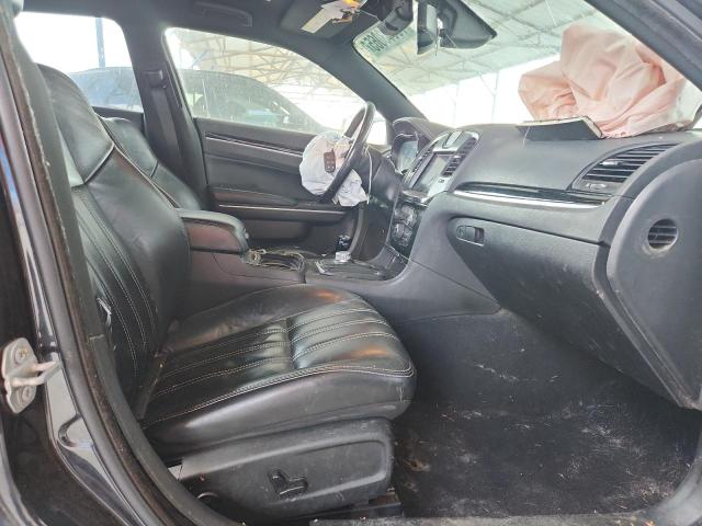 Photo 7 from auction – 2019 CHRYSLER 300 S with VIN 2C3CCABGXKH555495