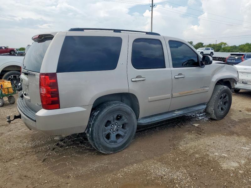 Photo 3 from auction – 2007 CHEVROLET TAHOE C150 with VIN 1GNFC13087J360390