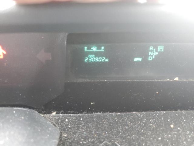 Photo 9 from auction – 2004 TOYOTA PRIUS with VIN JTDKB22UX40059240