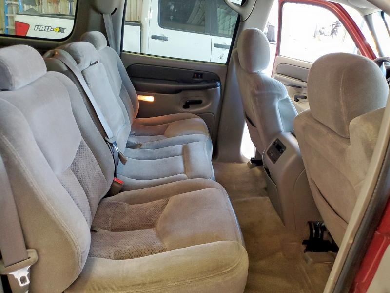 Photo 11 from auction – 2003 CHEVROLET SUBURBAN K with VIN 1GNFK16Z93J218072