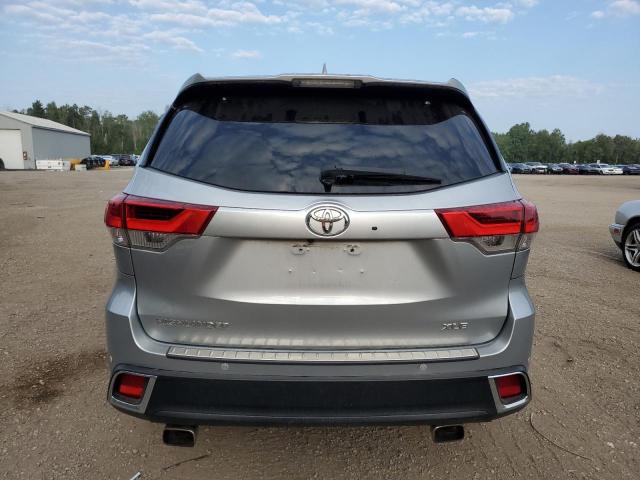 Photo 6 from auction – 2017 TOYOTA HIGHLANDER with VIN 5TDJZRFH5HS521557