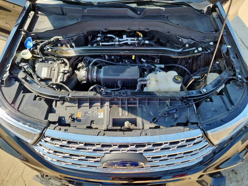 Photo 12 from auction – 2022 FORD EXPLORER L with VIN 1FMSK7FH5NGA62013