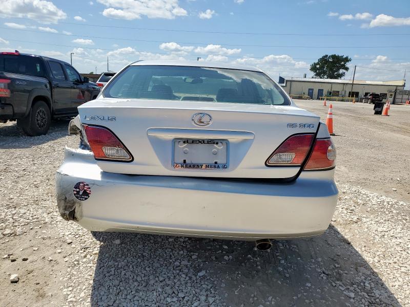 Photo 6 from auction – 2002 LEXUS ES 300 with VIN JTHBF30G020071321