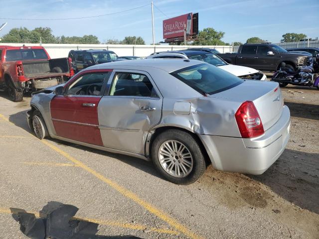 Photo 2 from auction – 2010 CHRYSLER 300 TOURIN with VIN 2C3CA5CV0AH307054