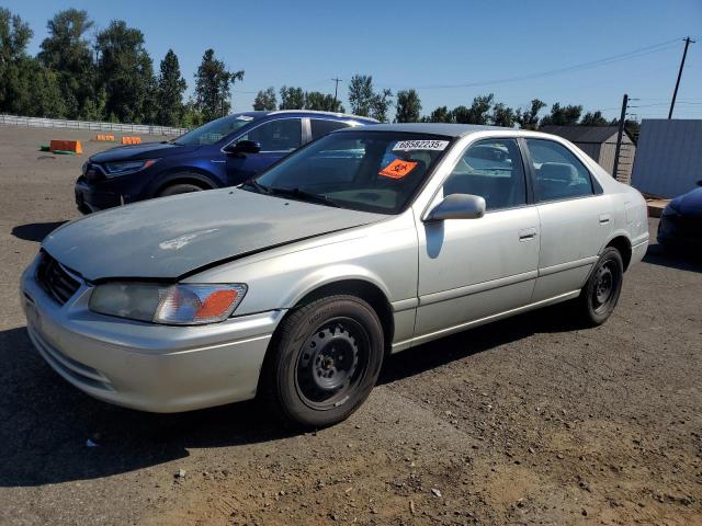 TOYOTA CAMRY CE 2000 with VIN JT2BG22KXY0486741 - Photo from auction