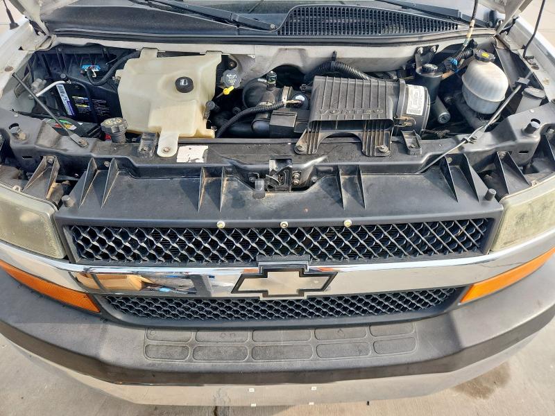 Photo 12 from auction – 2003 CHEVROLET EXPRESS G1 with VIN 1GBFG15T431192718