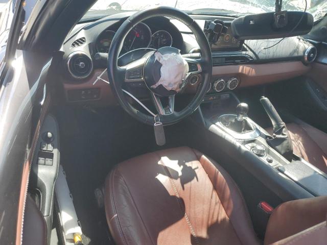 Photo 8 from auction – 2017 MAZDA MX-5 MIATA with VIN JM1NDAM7XH0102635