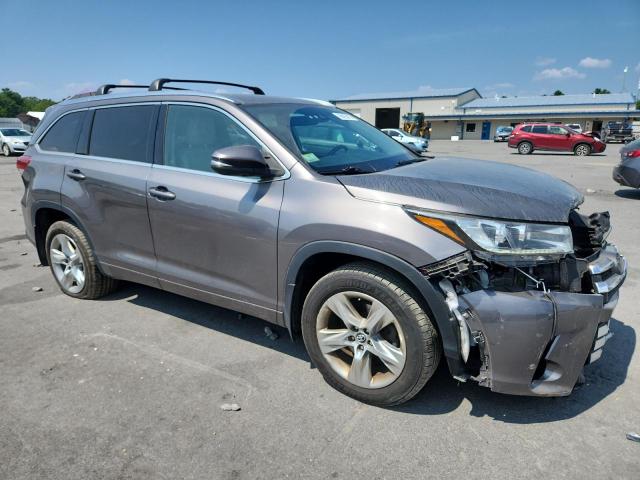 Photo 4 from auction – 2018 TOYOTA HIGHLANDER with VIN 5TDDZRFH9JS867386