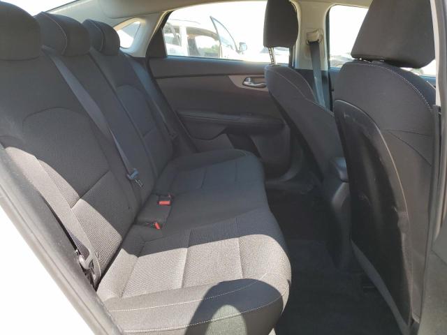 Photo 10 from auction – 2019 KIA FORTE FE with VIN 3KPF24AD4KE099171