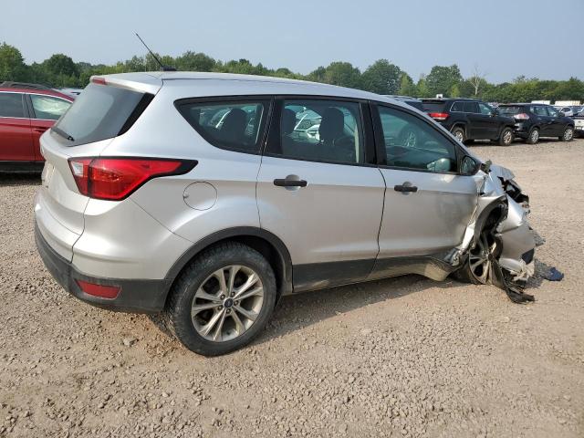 Photo 3 from auction – 2019 FORD ESCAPE S with VIN 1FMCU0F70KUC43515