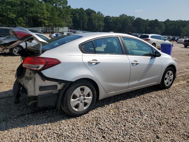 Photo 3 from auction – 2017 KIA FORTE LX with VIN 3KPFK4A7XHE049152