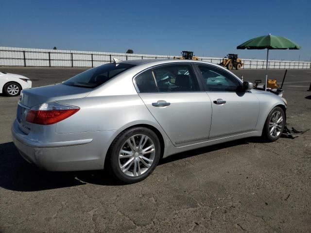 Photo 3 from auction – 2011 HYUNDAI GENESIS 4. with VIN KMHGC4DF3BU121544