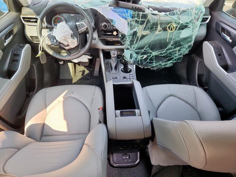 Photo 8 from auction – 2025 TOYOTA HIGHLANDER with VIN 5TDKBRCH2SS656712