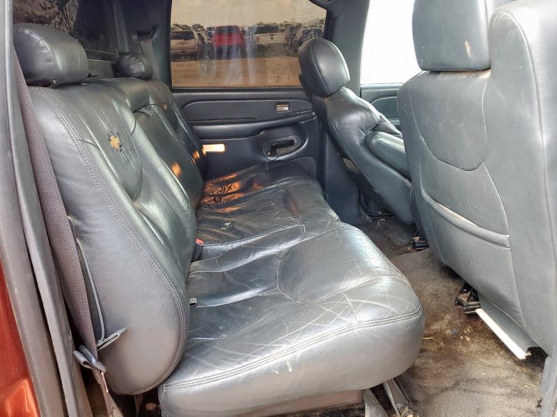 Photo 10 from auction – 2002 CHEVROLET AVALANCHE with VIN 3GNEC13T52G326259
