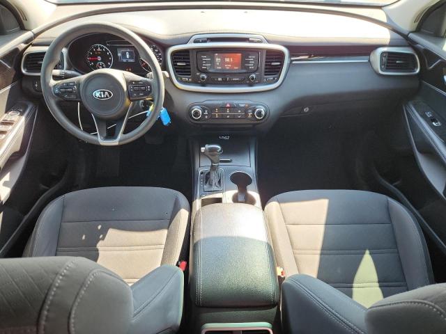 Photo 8 from auction – 2016 KIA SORENTO LX with VIN 5XYPG4A36GG050187