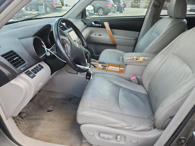 Photo 7 from auction – 2009 TOYOTA HIGHLANDER with VIN JTEEW44A292037384