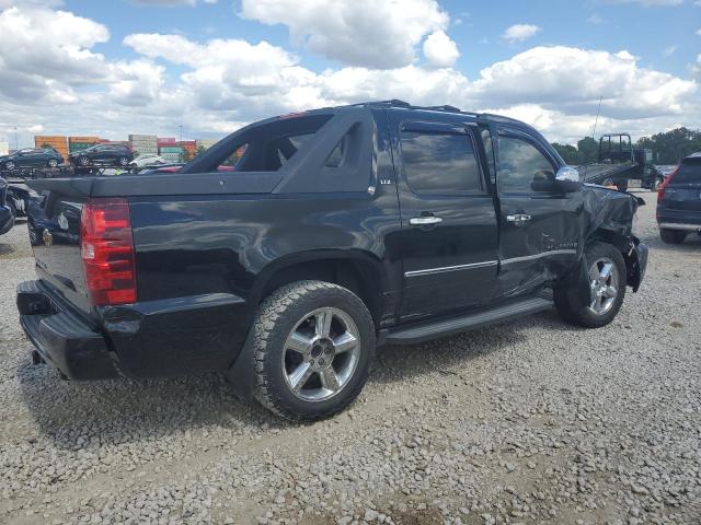 Photo 3 from auction – 2011 CHEVROLET AVALANCHE with VIN 3GNTKGE3XBG135334