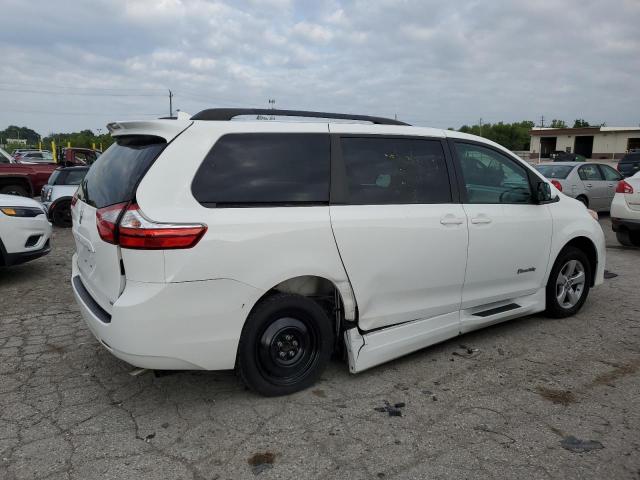 Photo 3 from auction – 2019 TOYOTA SIENNA LE with VIN 5TDKZ3DC9KS997553