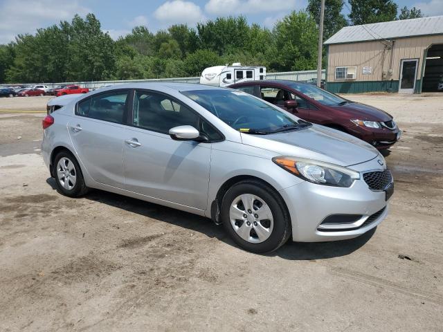Photo 4 from auction – 2016 KIA FORTE LX with VIN KNAFK4A65G5530859