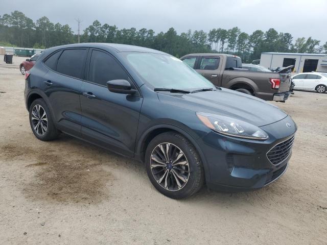 Photo 4 from auction – 2022 FORD ESCAPE SE with VIN 1FMCU0G69NUB62801