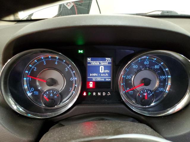 Photo 9 from auction – 2016 CHRYSLER TOWN & COU with VIN 2C4RC1BG8GR263948