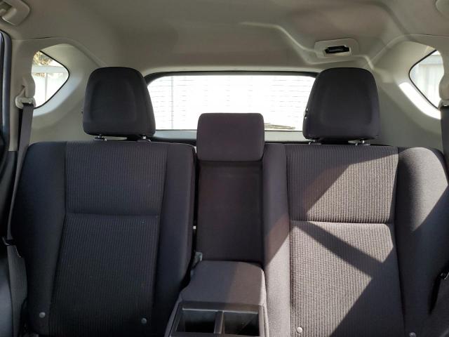 Photo 10 from auction – 2015 TOYOTA RAV4 LE with VIN JTMBFREV0FD167671