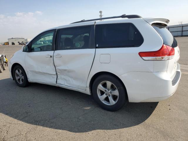 Photo 2 from auction – 2011 TOYOTA SIENNA LE with VIN 5TDKK3DC7BS083693