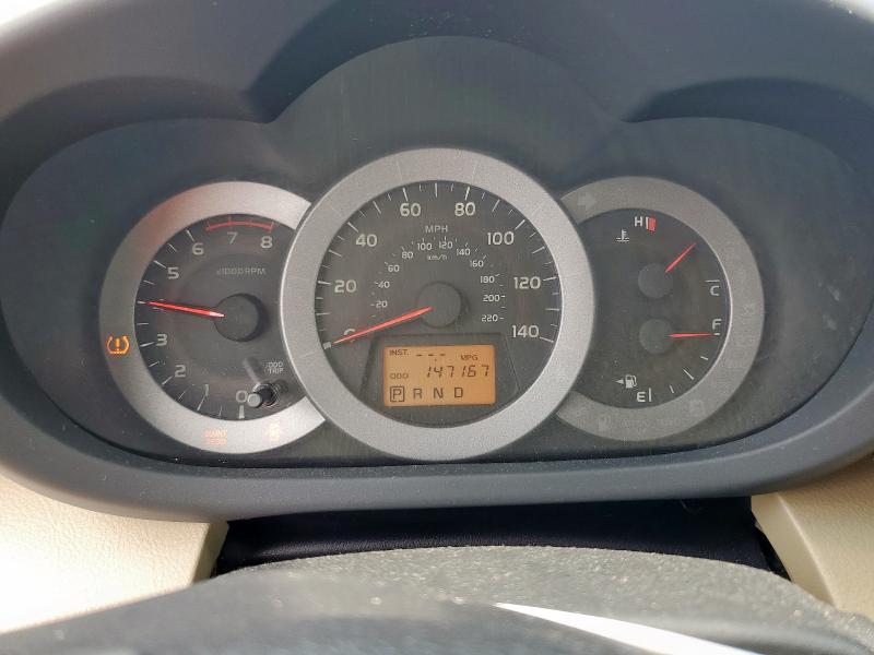 Photo 9 from auction – 2011 TOYOTA RAV4 with VIN 2T3ZF4DV6BW099330