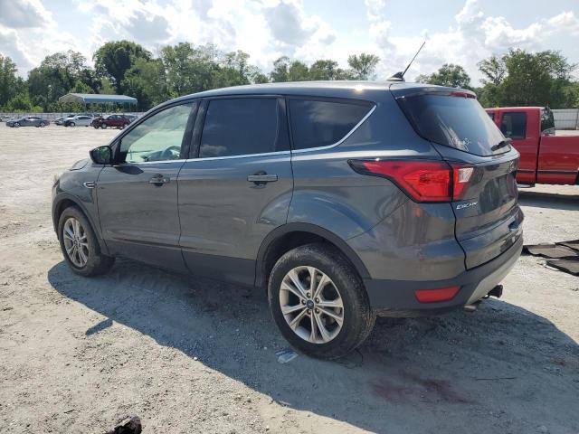 Photo 2 from auction – 2019 FORD ESCAPE SE with VIN 1FMCU0GD4KUB64417