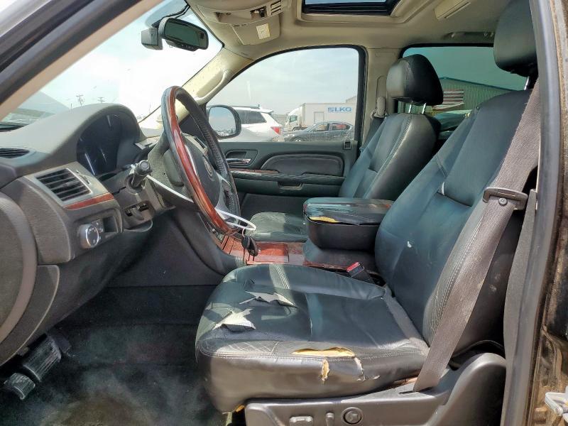 Photo 7 from auction – 2007 CADILLAC ESCALADE with VIN 1GYFK63807R180895