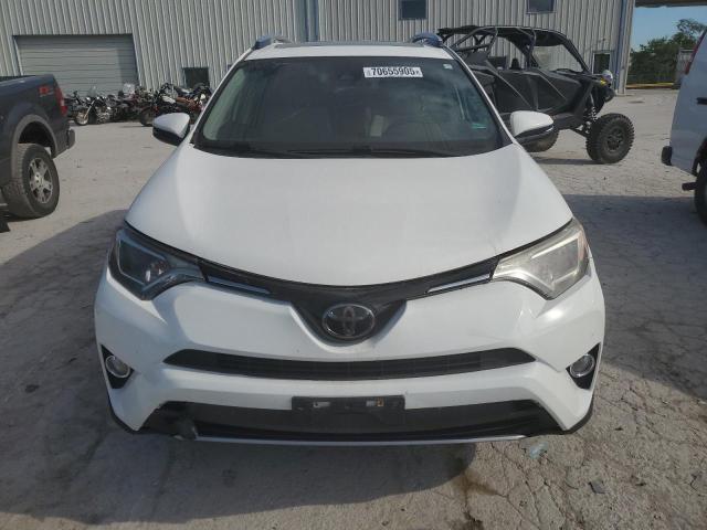 Photo 5 from auction – 2018 TOYOTA RAV4 ADVEN with VIN JTMRFREV7JJ725847