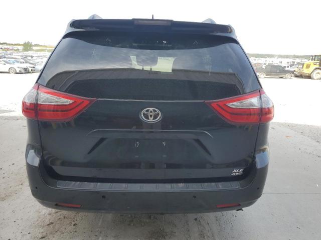 Photo 6 from auction – 2018 TOYOTA SIENNA XLE with VIN 5TDDZ3DC9JS206770