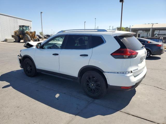Photo 2 from auction – 2017 NISSAN ROGUE S with VIN KNMAT2MV0HP546149