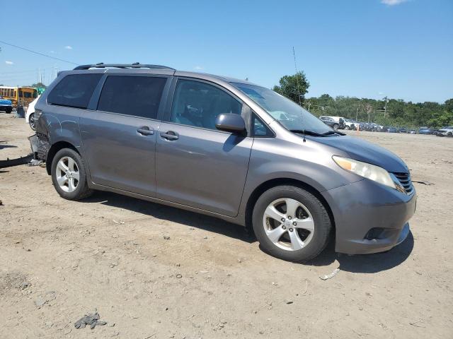 Photo 4 from auction – 2011 TOYOTA SIENNA LE with VIN 5TDKK3DC4BS101938