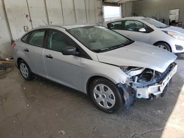 Photo 4 from auction – 2017 FORD FOCUS S with VIN 1FADP3E23HL241608