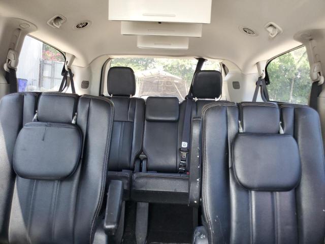 Photo 10 from auction – 2014 CHRYSLER TOWN & COU with VIN 2C4RC1BG2ER271251
