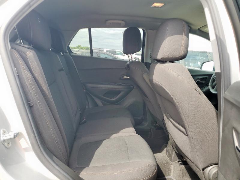 Photo 11 from auction – 2022 CHEVROLET TRAX LS with VIN KL7CJKSMXNB551356