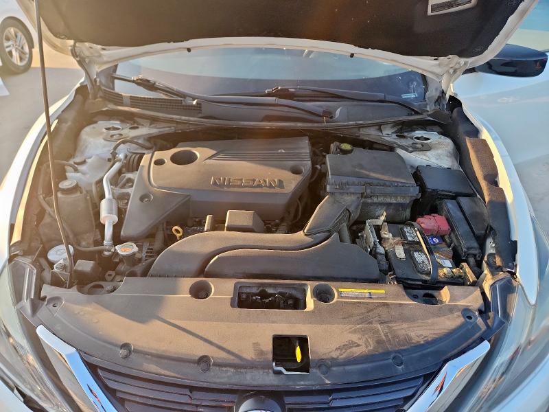 Photo 11 from auction – 2017 NISSAN ALTIMA 2.5 with VIN 1N4AL3AP3HC293658