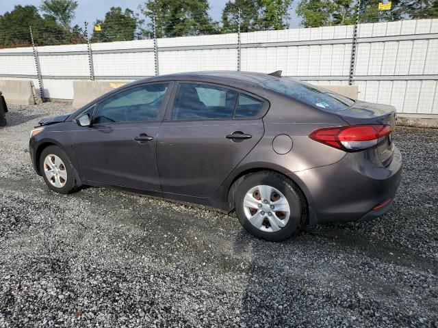 Photo 2 from auction – 2017 KIA FORTE LX with VIN 3KPFK4A7XHE064234