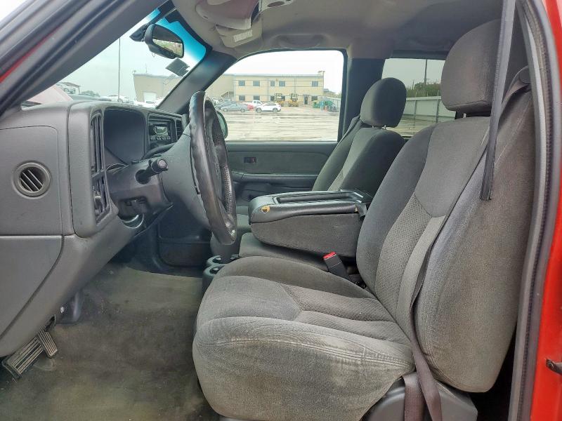 Photo 7 from auction – 2003 CHEVROLET SILVERADO with VIN 2GCEC19V531309795