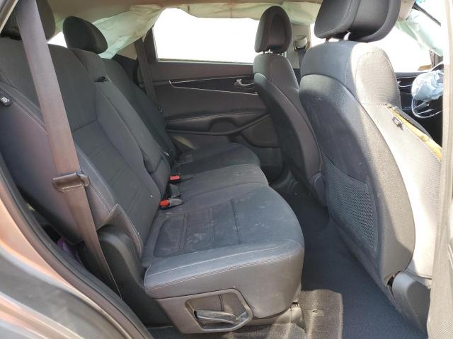 Photo 11 from auction – 2016 KIA SORENTO LX with VIN 5XYPGDA36GG083724
