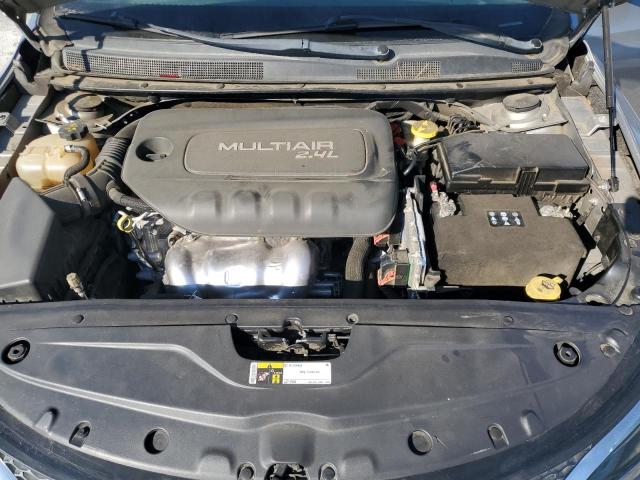 Photo 11 from auction – 2016 CHRYSLER 200 LIMITE with VIN 1C3CCCAB6GN127570