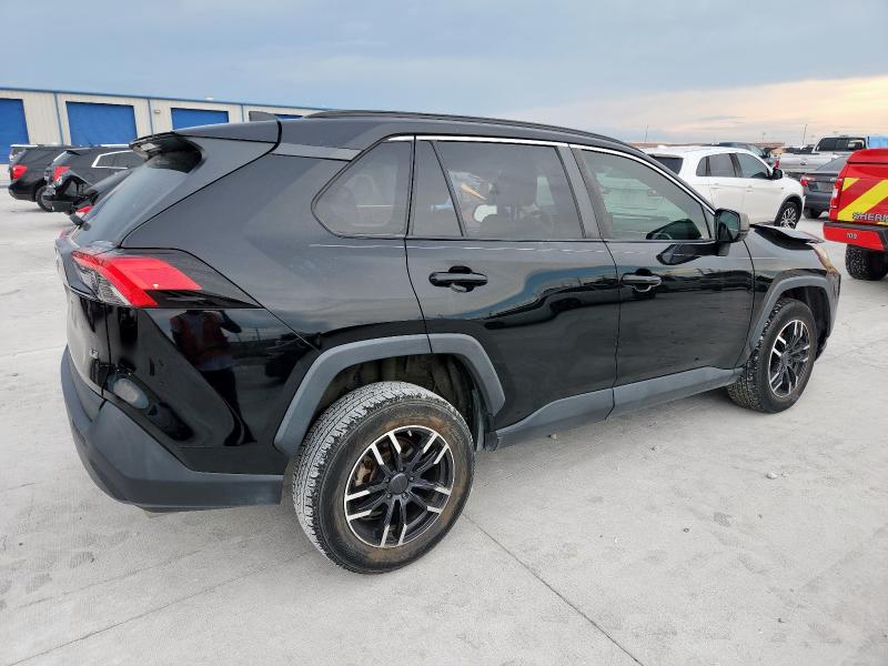 Photo 3 from auction – 2021 TOYOTA RAV4 LE with VIN 2T3H1RFV3MC124855