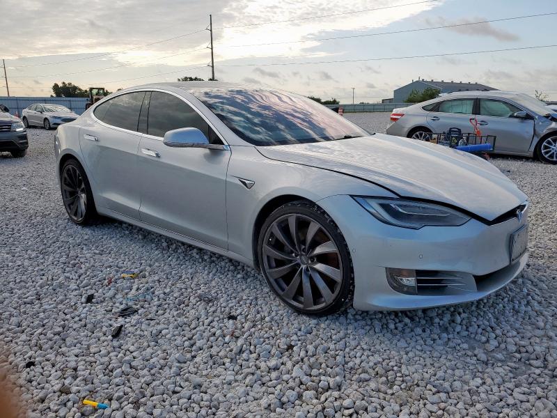 Photo 4 from auction – 2017 TESLA MODEL S with VIN 5YJSA1E25HF193295